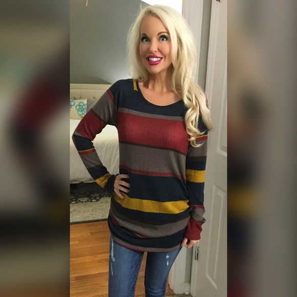 ❤️ LAST 1! Striped Ruche Side Elbow Patch Tunic! - Picture 2 of 7